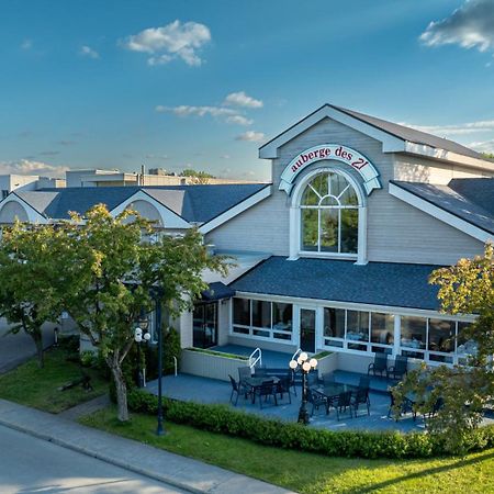 Auberge Des 21 La Baie Exterior photo